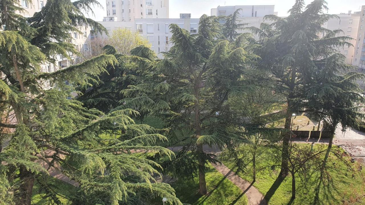 Dans Grand Appart De 113M2 Proche Paris Creil Buitenkant foto