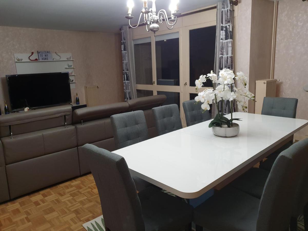 Dans Grand Appart De 113M2 Proche Paris Creil Buitenkant foto