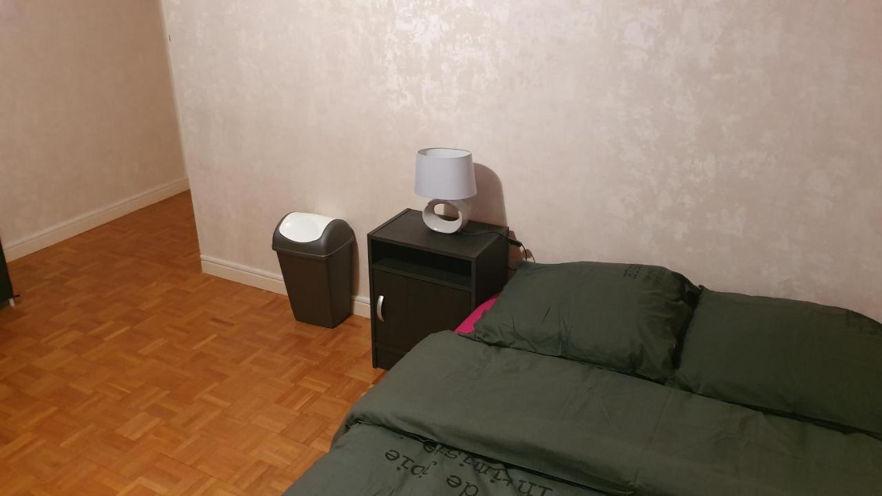 Dans Grand Appart De 113M2 Proche Paris Creil Buitenkant foto