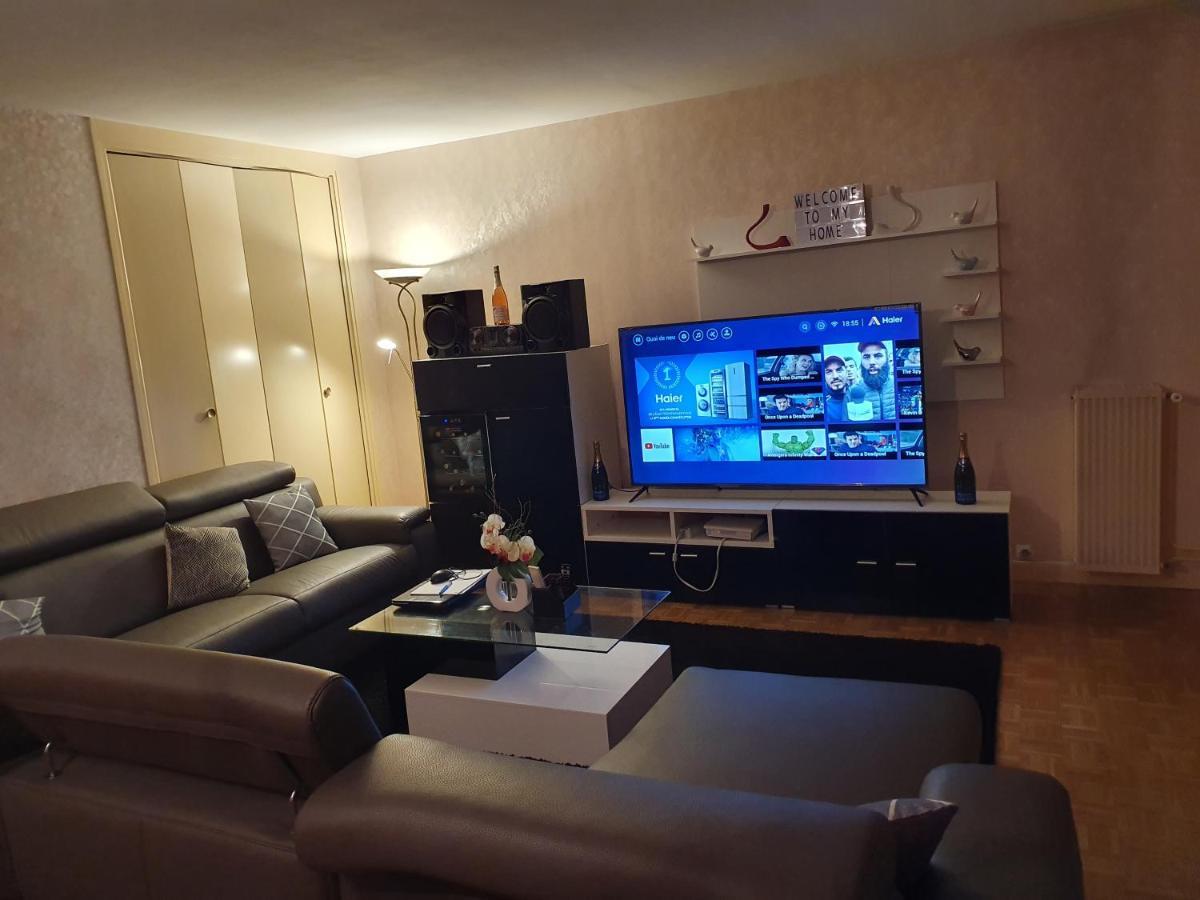 Dans Grand Appart De 113M2 Proche Paris Creil Buitenkant foto